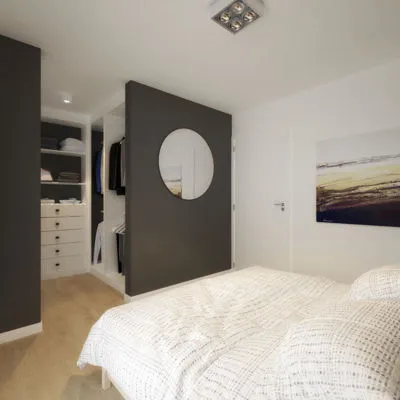 Modern interieurontwerp met strakke lijnen en hoogwaardige afwerking